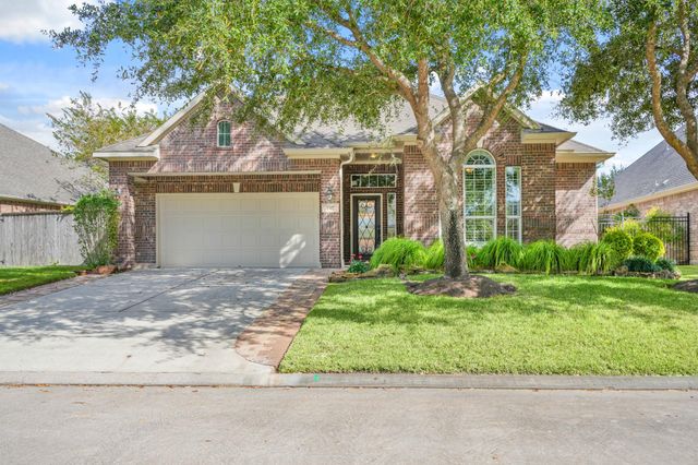 2417 E Tuschman, Pearland, TX 77581