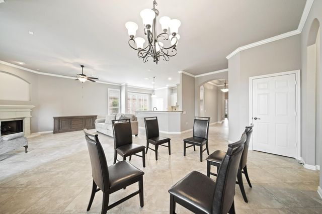 2417 E Tuschman, Pearland, TX 77581