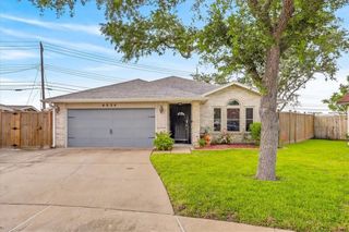 6034 Blue Water Dr, Corpus Christi, TX 78415