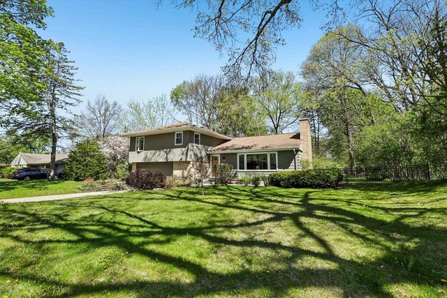5522 Barton Road, Madison, WI 53711