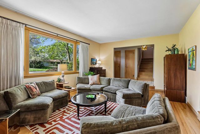 5522 Barton Road, Madison, WI 53711
