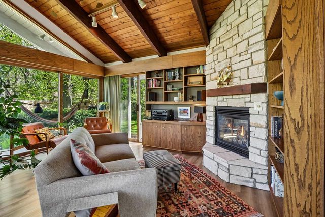 5522 Barton Road, Madison, WI 53711