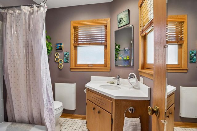 5522 Barton Road, Madison, WI 53711