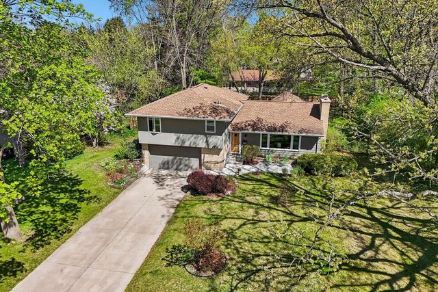 5522 Barton Road, Madison, WI 53711