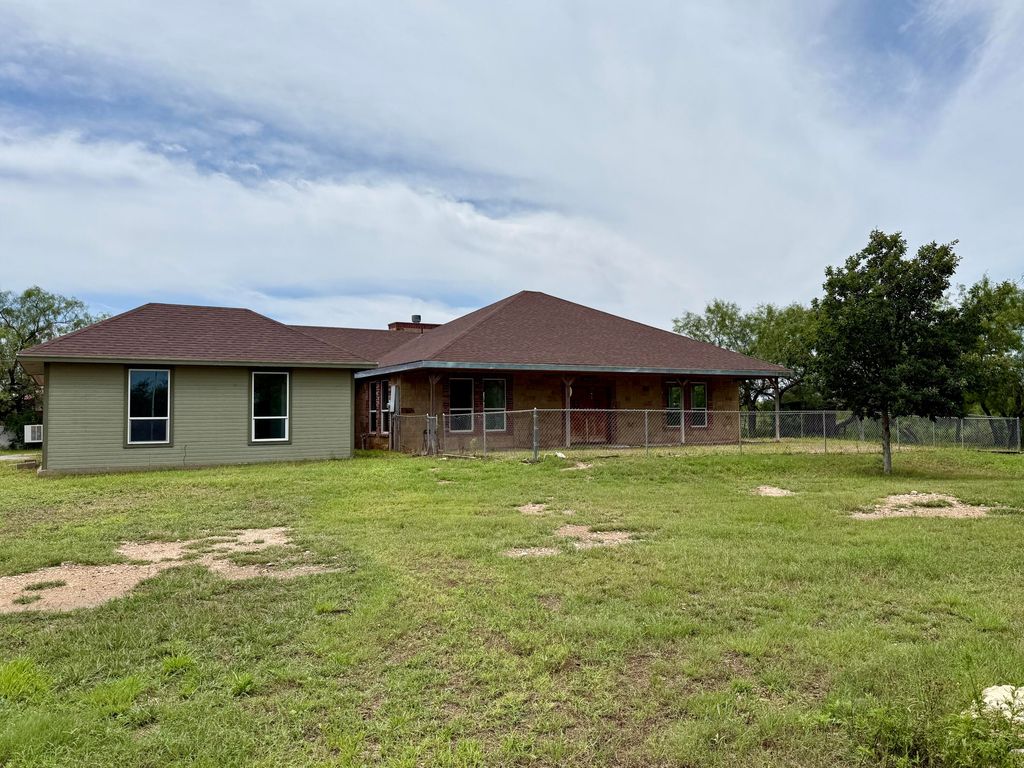 5953 State Highway 208, San Angelo, TX 76905