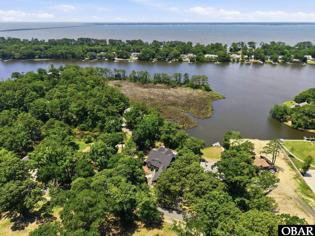Image 7 of property listing at 63 S Dogwood Trail Lot 2, Southern Shores, NC 27949