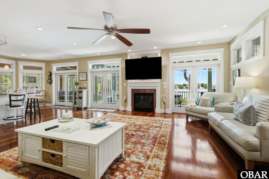 Image 10 of property listing at 63 S Dogwood Trail Lot 2, Southern Shores, NC 27949