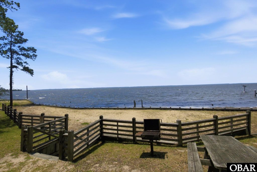 Image 97 of property listing at 63 S Dogwood Trail Lot 2, Southern Shores, NC 27949
