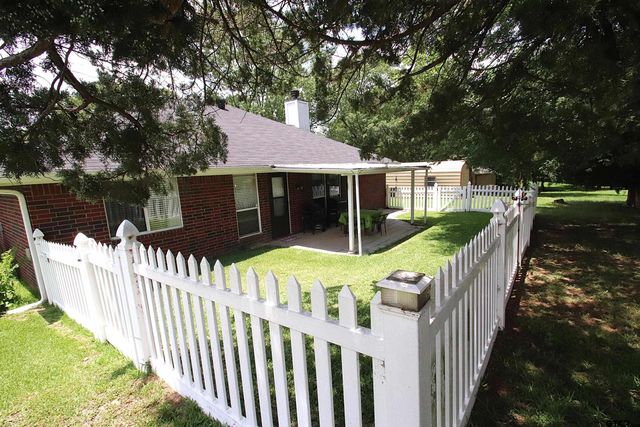 224 CR 2232, Mineola, TX 75773