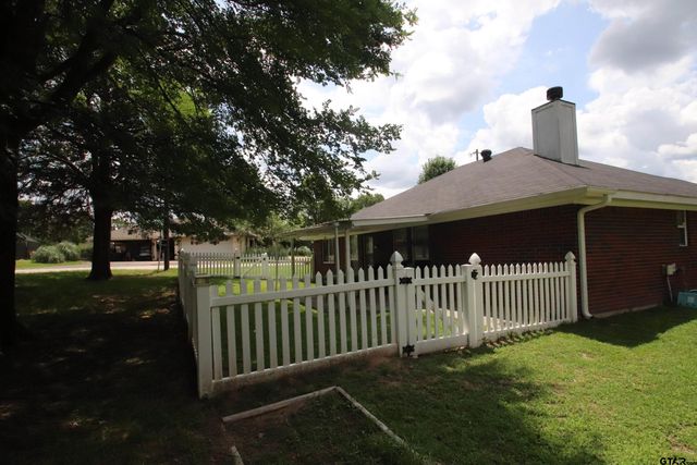 224 CR 2232, Mineola, TX 75773