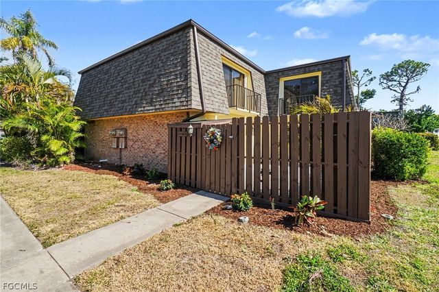 5582 Malt DR 1, Fort Myers, FL 33907