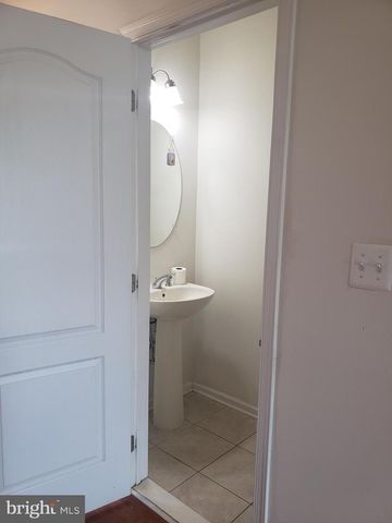 43158 WHELPLEHILL TER, Ashburn, VA 20148