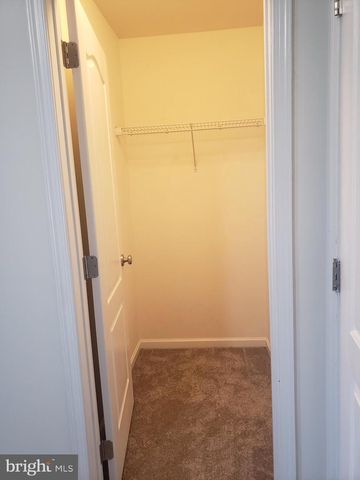 43158 WHELPLEHILL TER, Ashburn, VA 20148