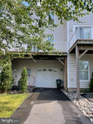 43158 WHELPLEHILL TER, Ashburn, VA 20148