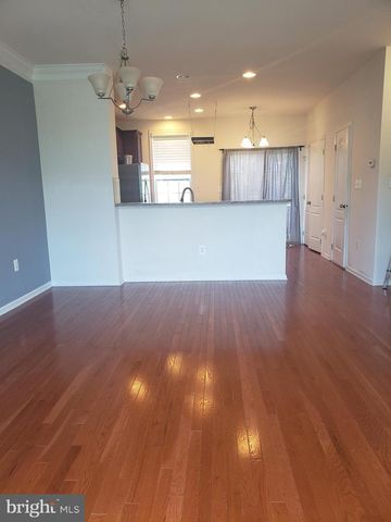 43158 WHELPLEHILL TER, Ashburn, VA 20148