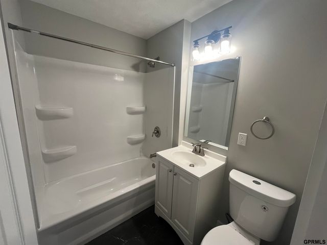 3315 N 14th Avenue, Omaha, NE 68110