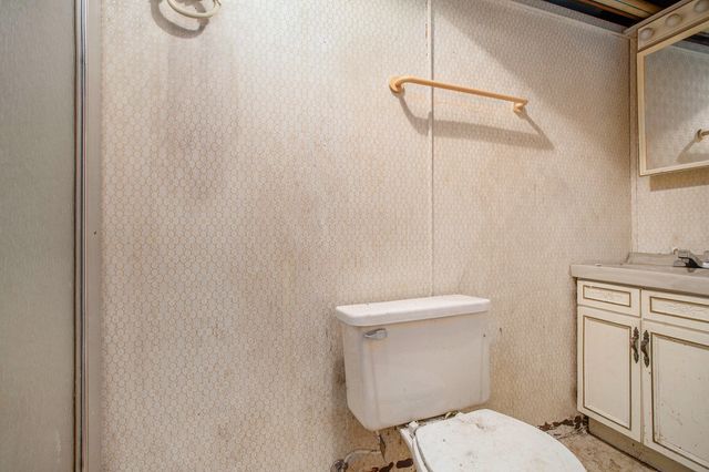 317 Country Club Terrace, Battle Creek, MI 49015