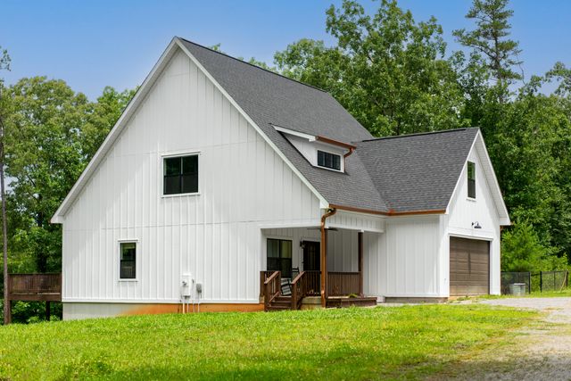 2444 Cloverdale Road, Rising Fawn, GA 30738