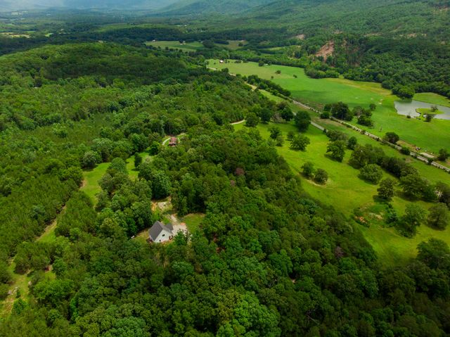 2444 Cloverdale Road, Rising Fawn, GA 30738