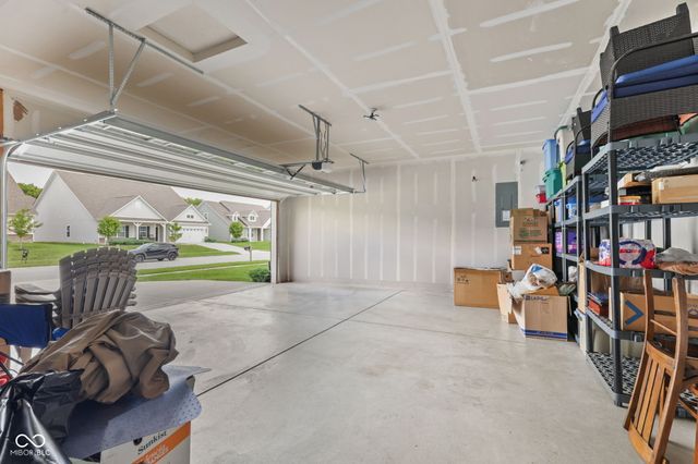 2537 Riviera Place, Greenwood, IN 46143