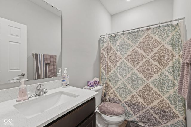 2537 Riviera Place, Greenwood, IN 46143