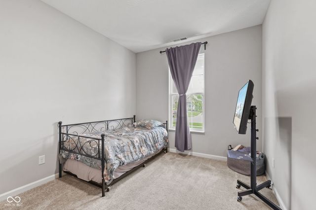 2537 Riviera Place, Greenwood, IN 46143