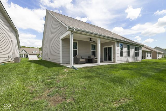 2537 Riviera Place, Greenwood, IN 46143