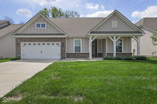 2537 Riviera Place, Greenwood, IN 46143