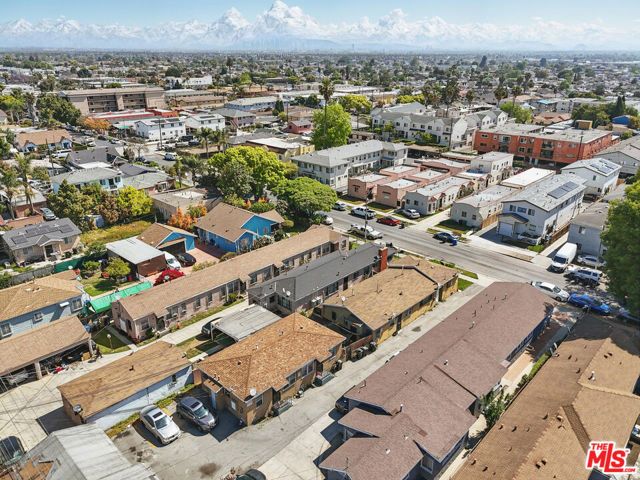 6341 11th Avenue, Los Angeles, CA 90043