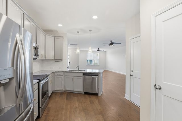 143 Grandstand Blvd, Gallatin, TN 37066