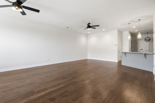 143 Grandstand Blvd, Gallatin, TN 37066