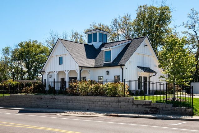 143 Grandstand Blvd, Gallatin, TN 37066