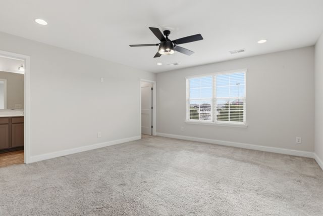 143 Grandstand Blvd, Gallatin, TN 37066