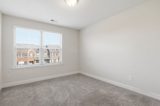 143 Grandstand Blvd, Gallatin, TN 37066