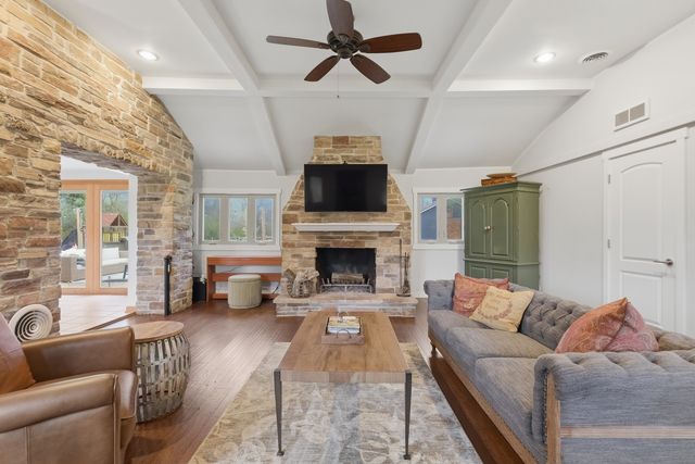 25848 W Scott Road, North Barrington, IL 60010