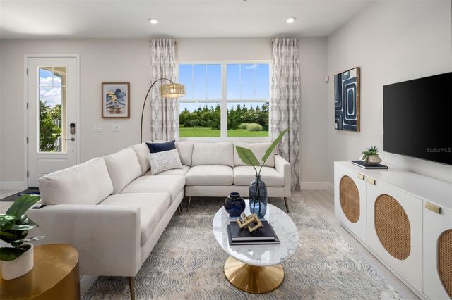 2816 CAMELLIA FLOWER STREET, Apopka, FL 32703