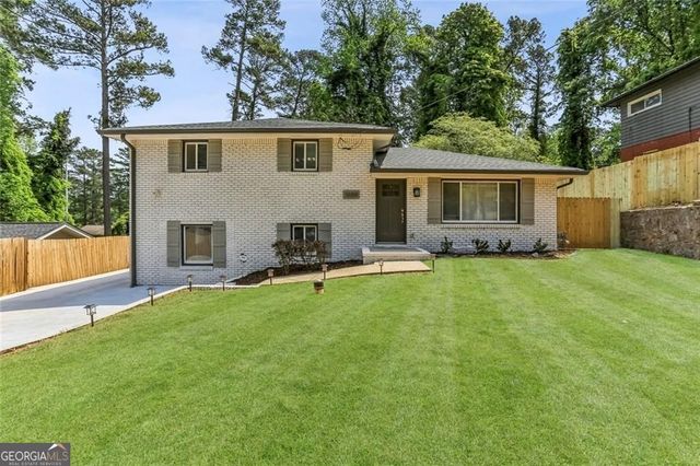 1888 La Mesa Lane, Decatur, GA 30032