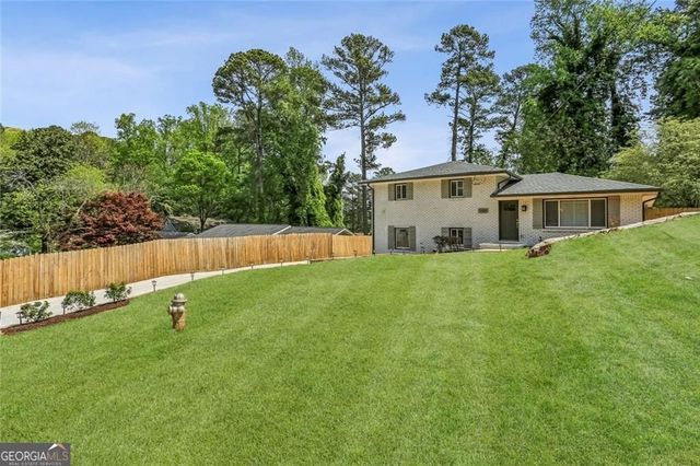 1888 La Mesa Lane, Decatur, GA 30032