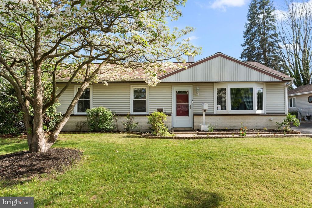 1000 STEPHEN AVE, Croydon, PA 19021