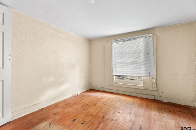 1501 Moore Ave, Tyler, TX 75702