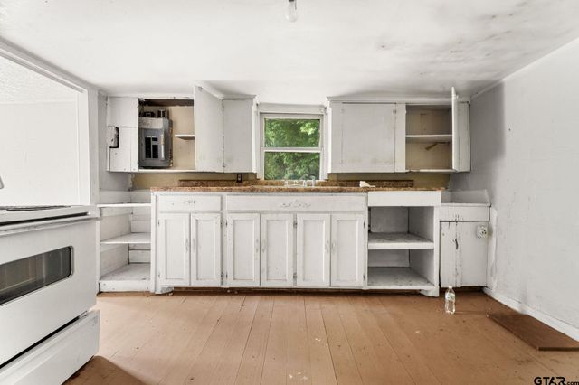 1501 Moore Ave, Tyler, TX 75702