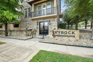 2800 Sandage Avenue 207, Fort Worth, TX 76109