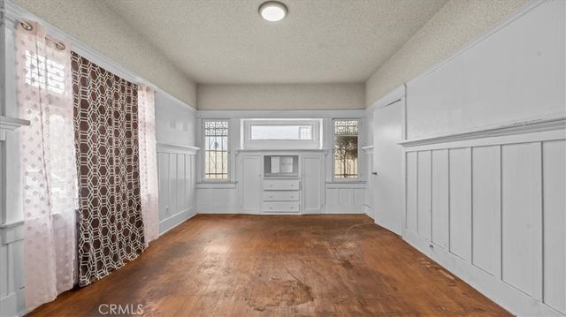 872 W 47th Street, Los Angeles, CA 90037