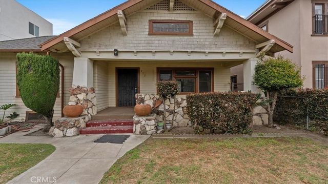 872 W 47th Street, Los Angeles, CA 90037
