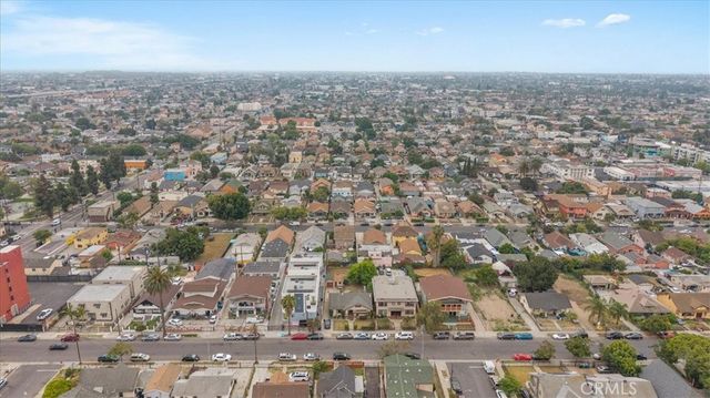 872 W 47th Street, Los Angeles, CA 90037