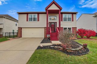 6824 Maplelawn Drive, Ypsilanti, MI 48197