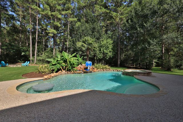 37913 Windy Ridge Trail, Magnolia, TX 77355