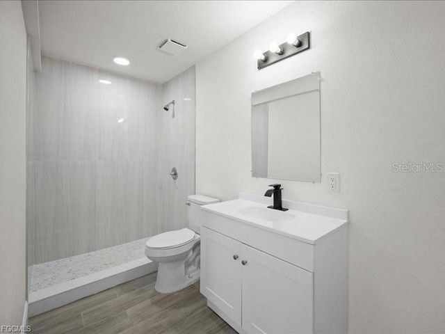 21512 KENYON AVENUE, Port Charlotte, FL 33952