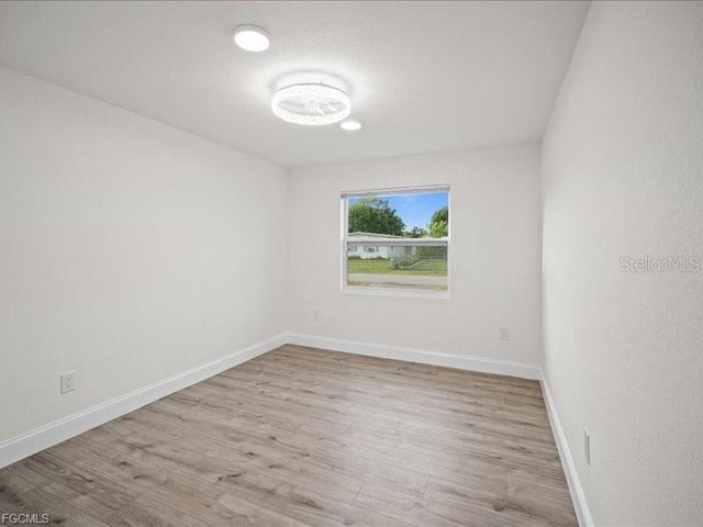 21512 KENYON AVENUE, Port Charlotte, FL 33952