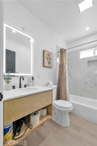 3115 Arvia Street 1A, Los Angeles, CA 90065